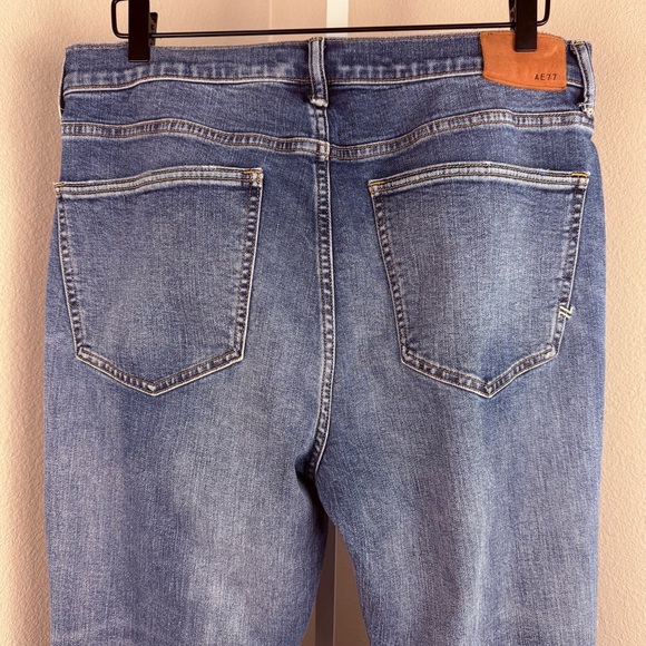 AE 77 High Rise Flare Jeans Size 31 Short - Picture 4 of 8